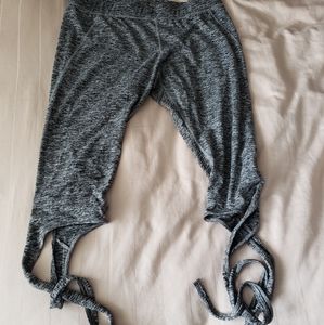 Grey ballerina leggings crop tie ups. Like new